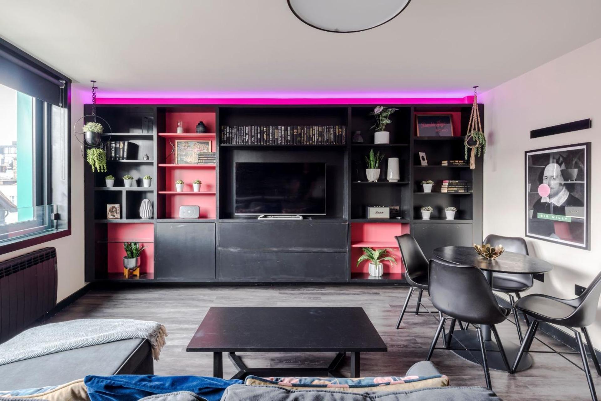 The Influencer Suite - Soho - By Frankie Says Londen Buitenkant foto