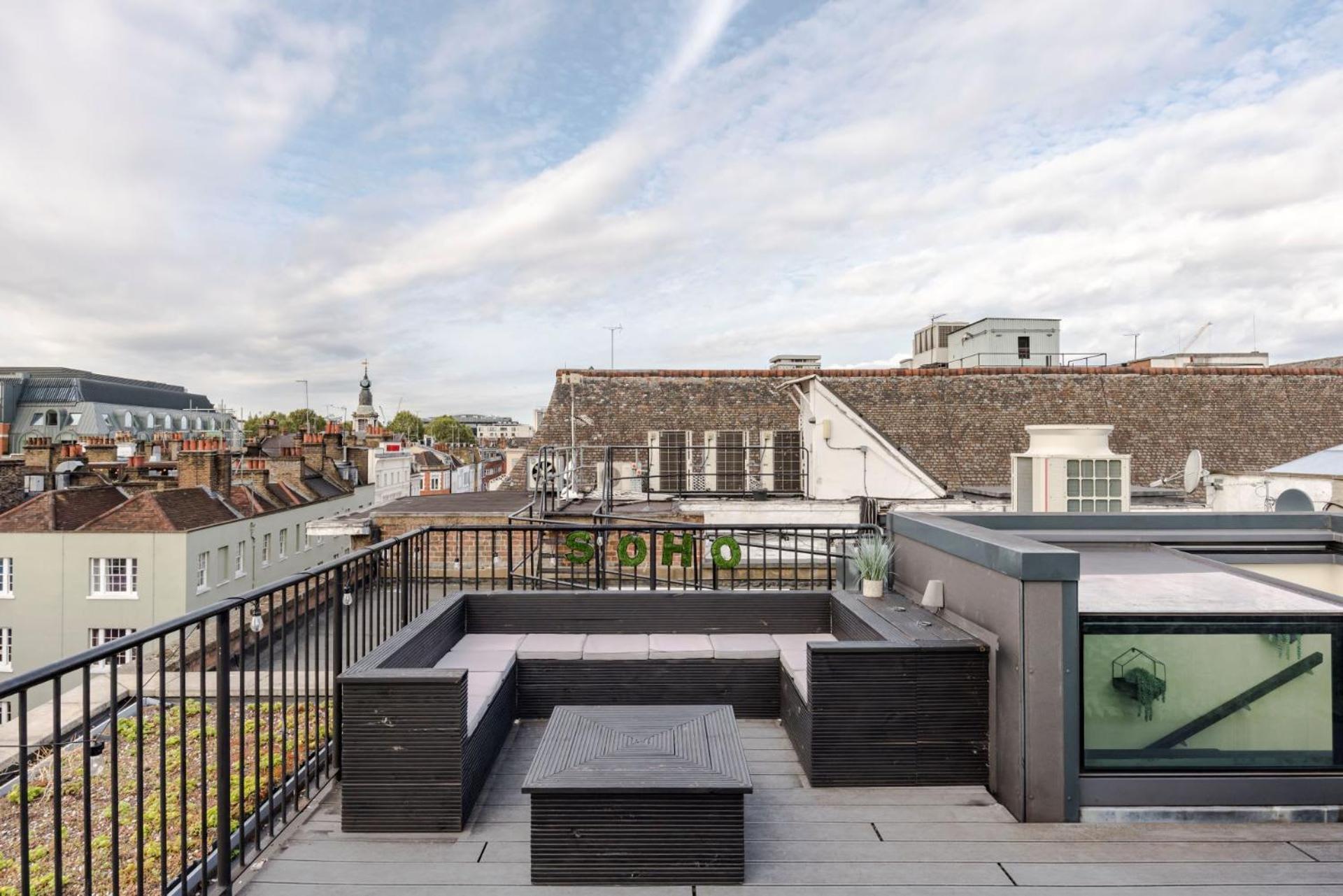 The Influencer Suite - Soho - By Frankie Says Londen Buitenkant foto