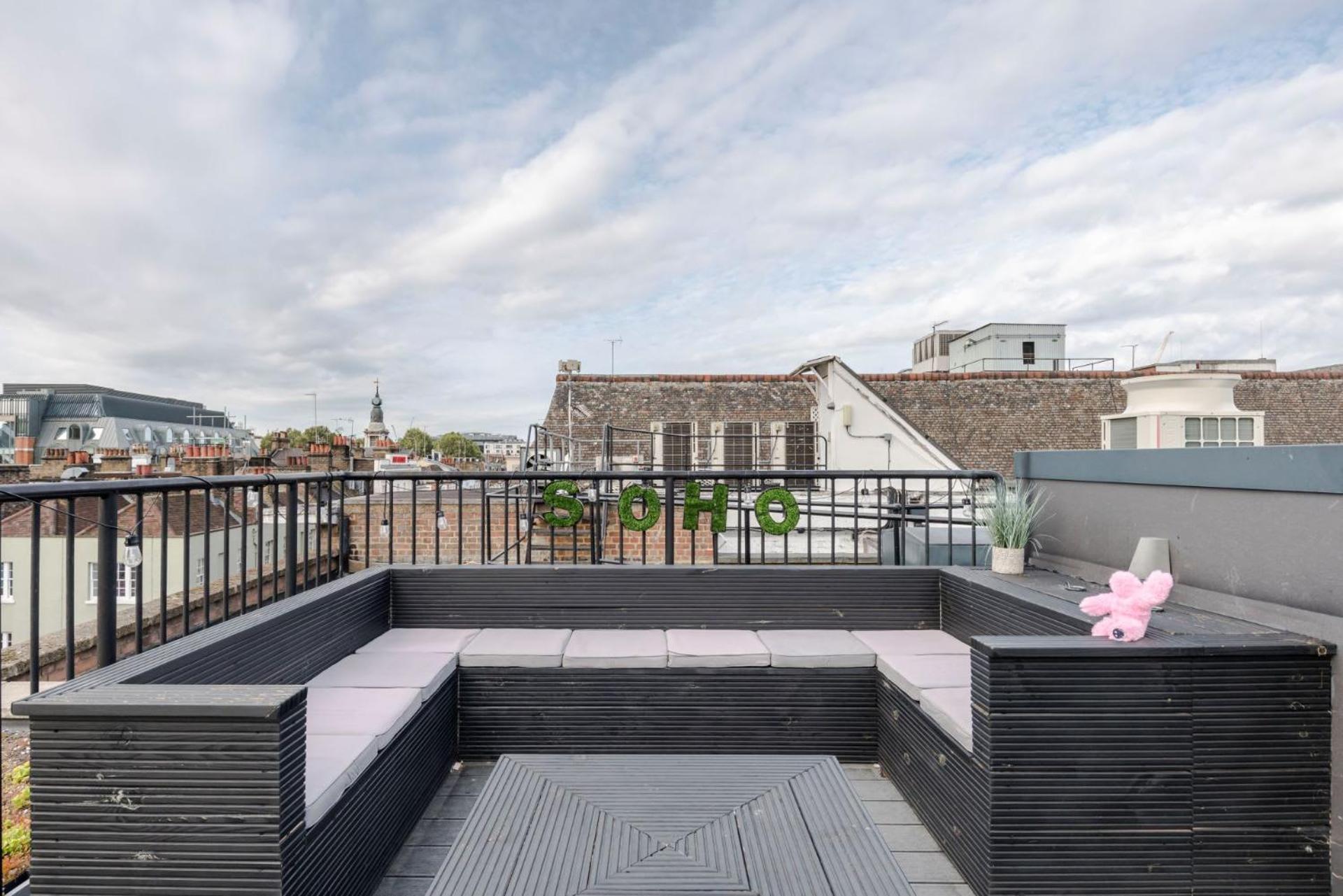 The Influencer Suite - Soho - By Frankie Says Londen Buitenkant foto