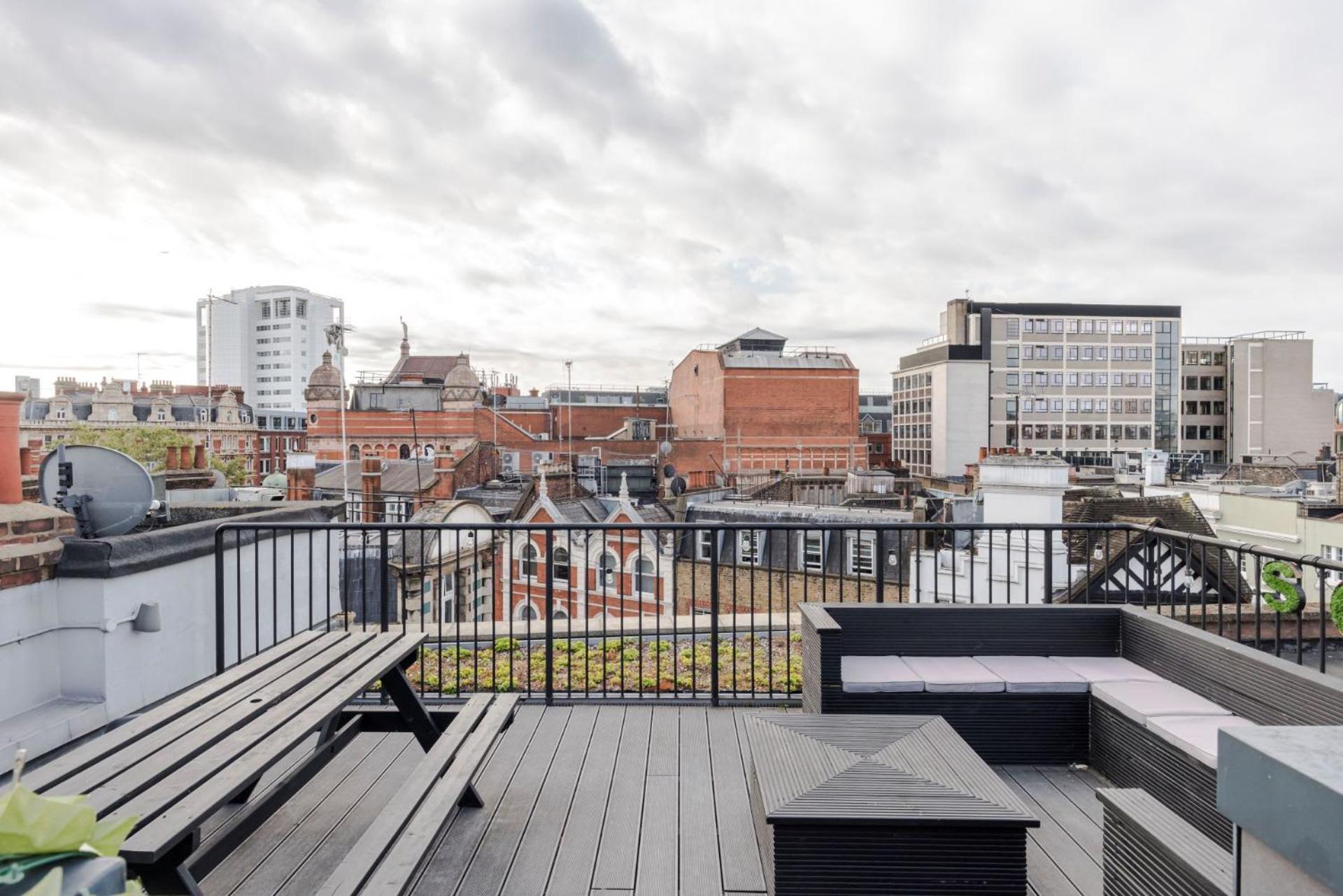 The Influencer Suite - Soho - By Frankie Says Londen Buitenkant foto